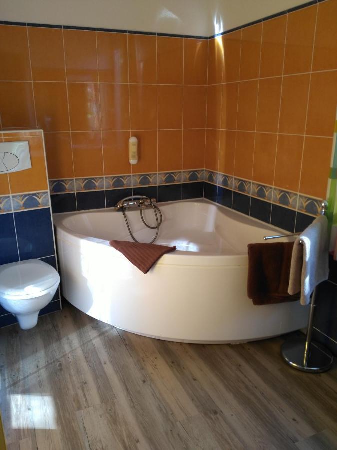 Hotel Du Lac Treignac Bilik gambar